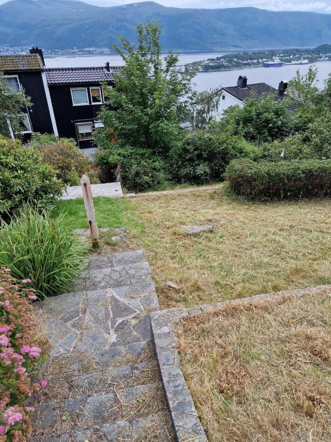 Great Place With View To The Mountains And Fjord Alesund Bagian luar foto