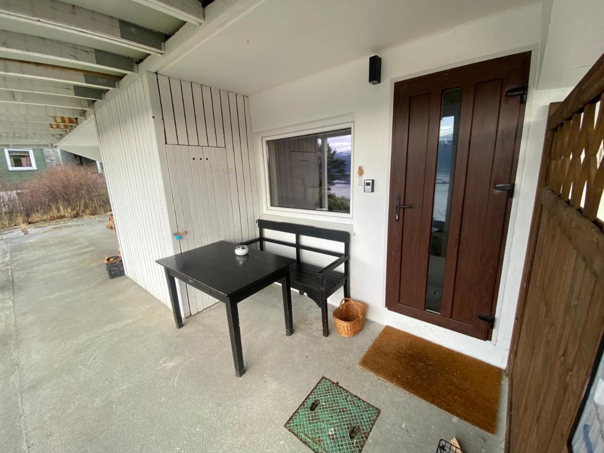 Great Place With View To The Mountains And Fjord Alesund Bagian luar foto